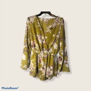 Umgee women’s romper size small